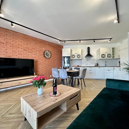 Apartament Ukiel No9 Z Prywatnym Dostepem Do Jeziora I Silownia Olsztyn  Luaran gambar