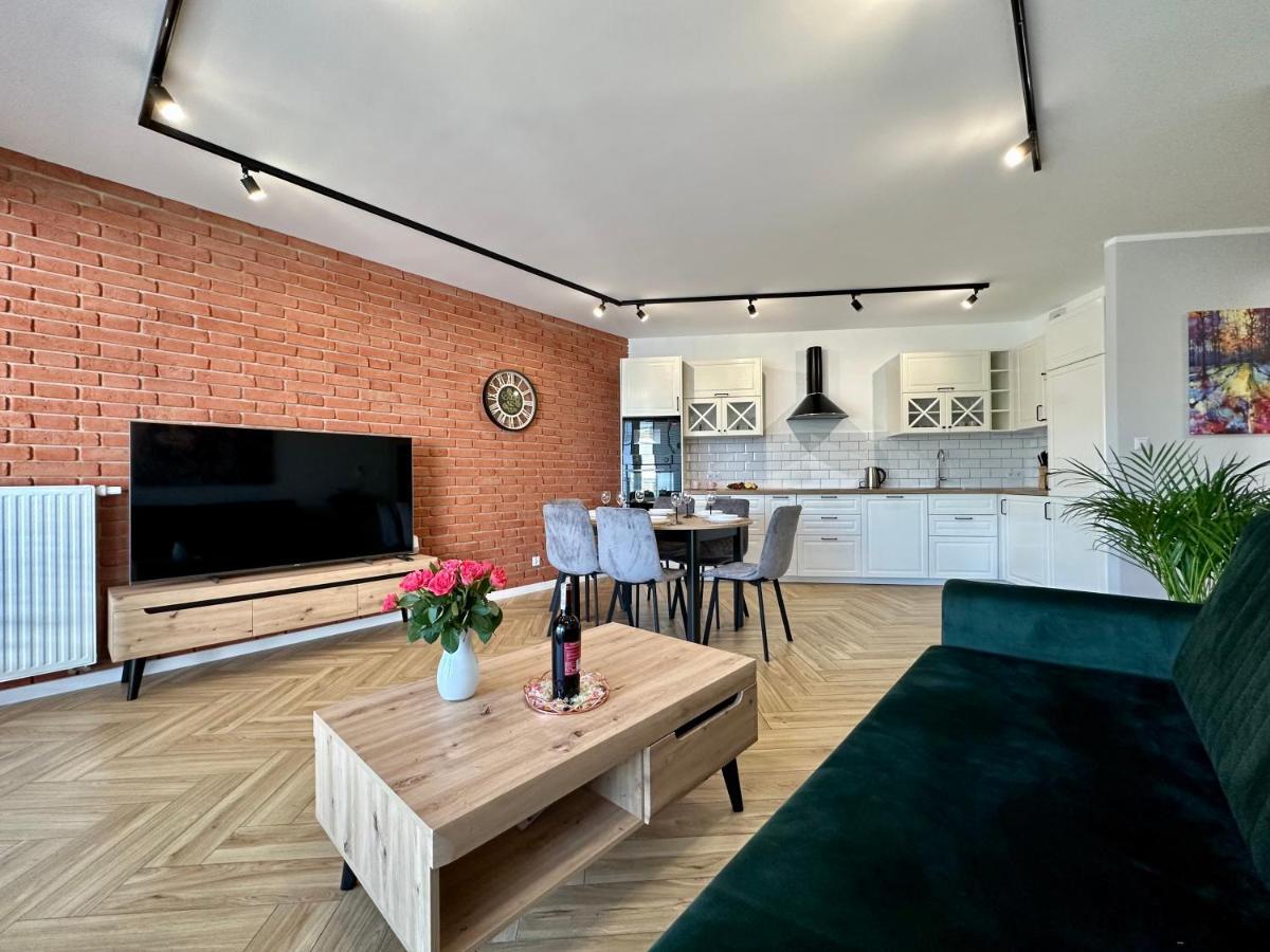 Apartament Ukiel No9 Z Prywatnym Dostepem Do Jeziora I Silownia Olsztyn  Luaran gambar